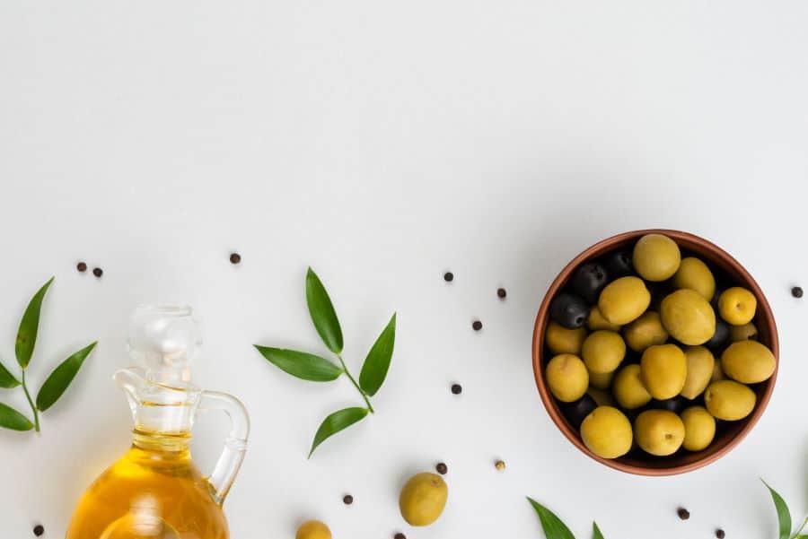 Olive oil is rich in polyphenols with anti-inflammatory activity