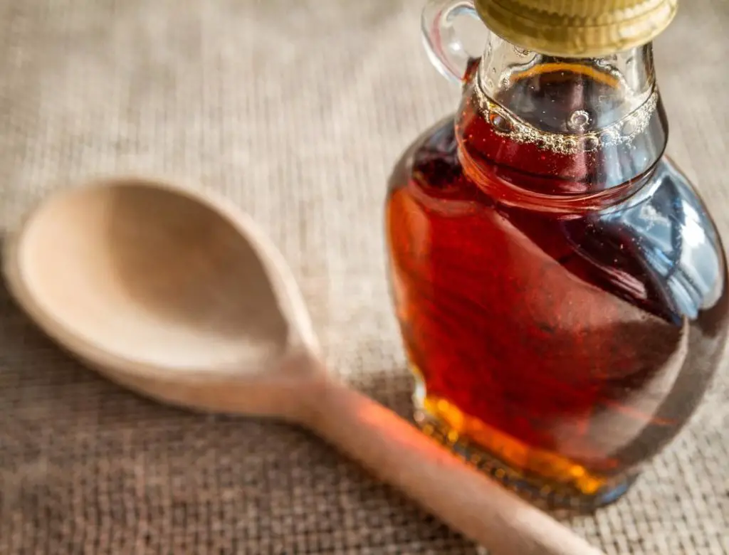 real maple syrup may be a good substitute for vanilla