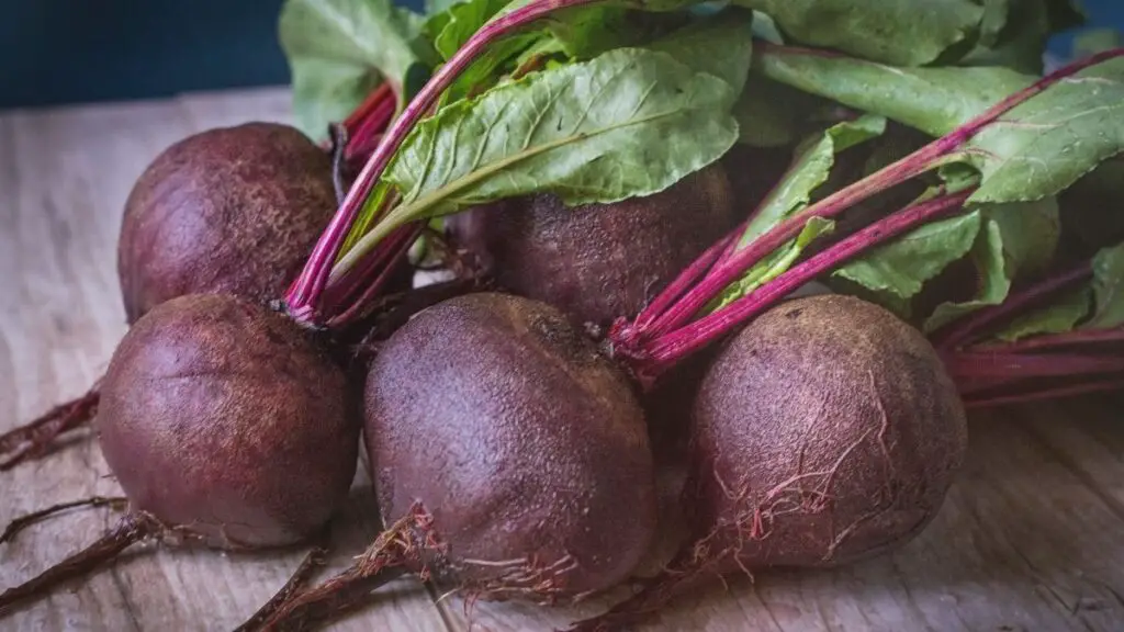 beet root is a heart-healthy root vegetable that's low in histamine